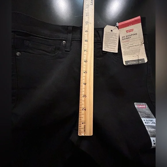 NWT Levi’s 311 Shaping Skinny Jeans Black 4 Short (27 x 28) - Picture 7 of 8
